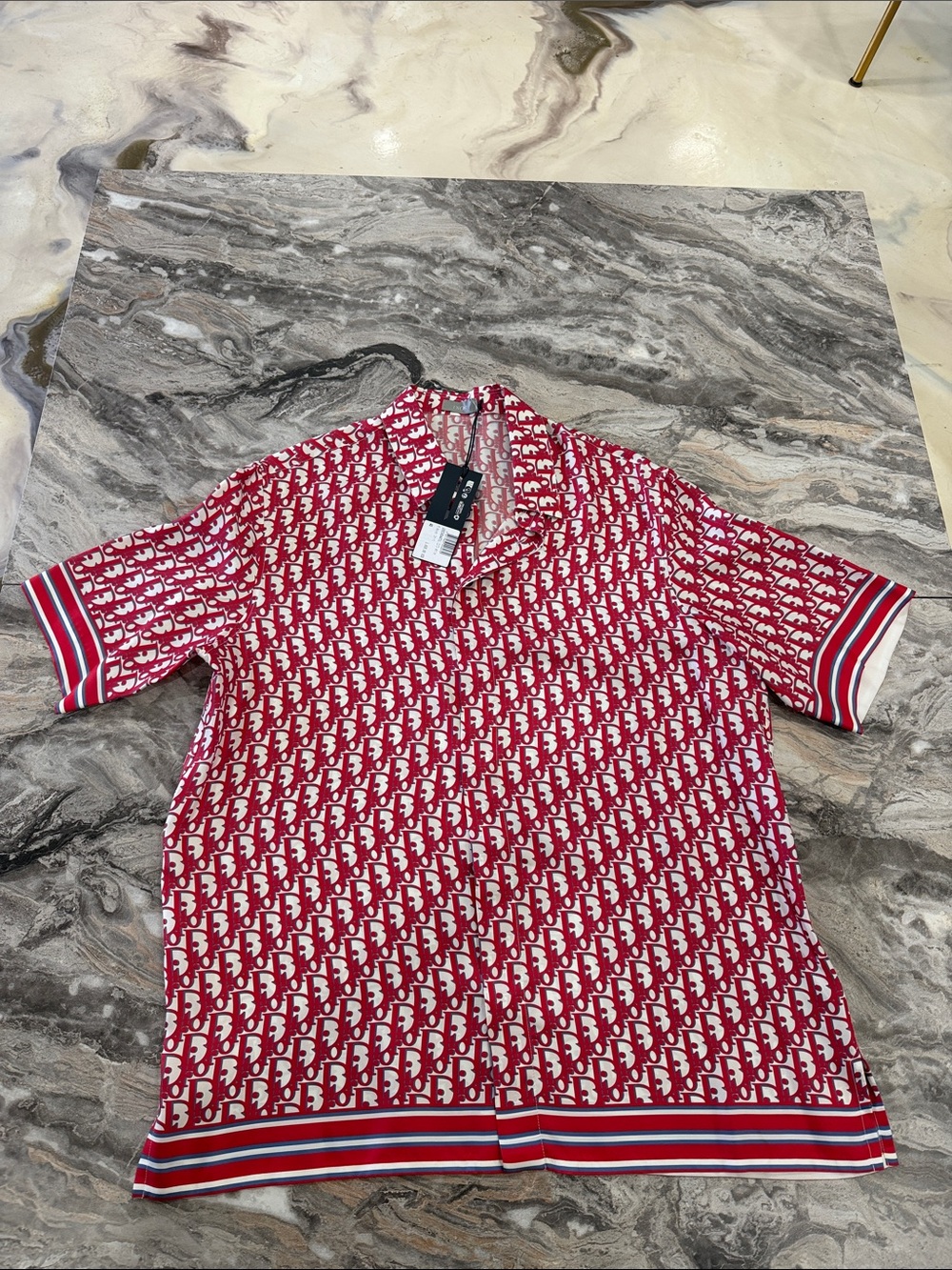 AUTHENTIC Dior Red and White Short-Sleeve woven Button-Down Shirt UNWORN